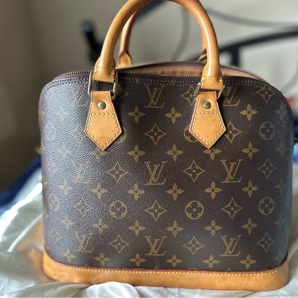 Louis Vuitton Monogram Alma PM